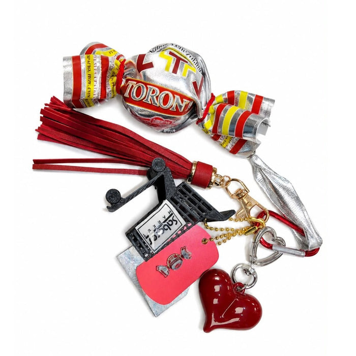 Llavero de Toronto con Corazon Rojo - Sabores Market