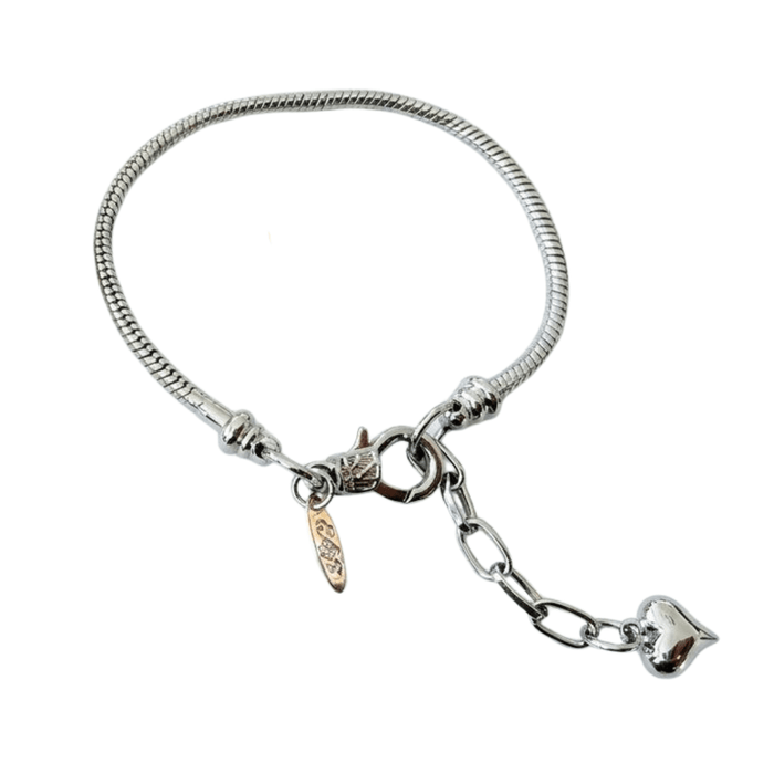 Pulsera de Cadena de Serpiente Plateada con Dije de Corazón - Sabores Market